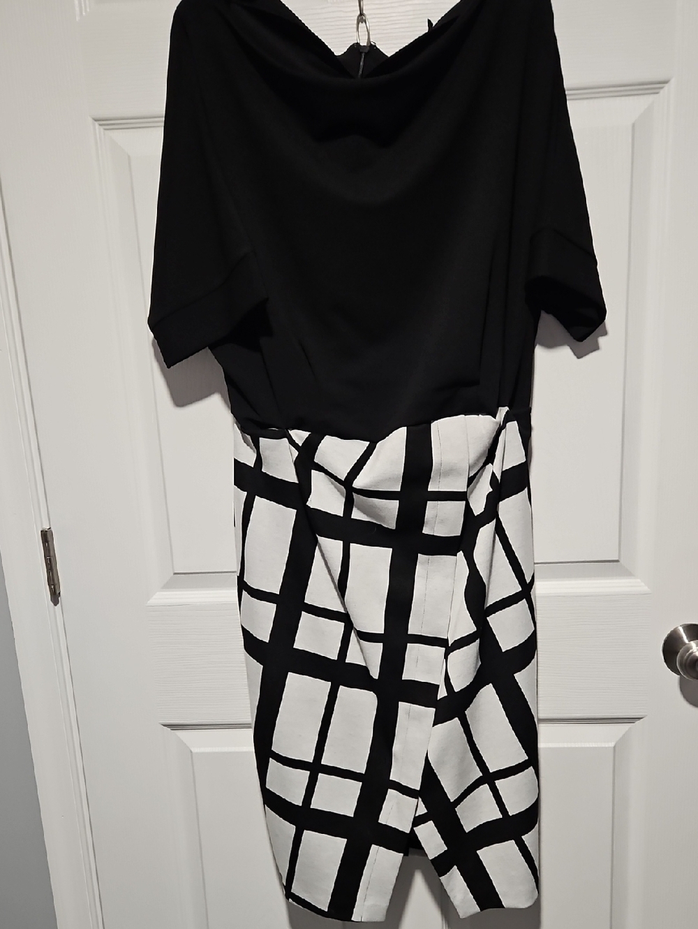 New York & Company Black and White Midi Dress